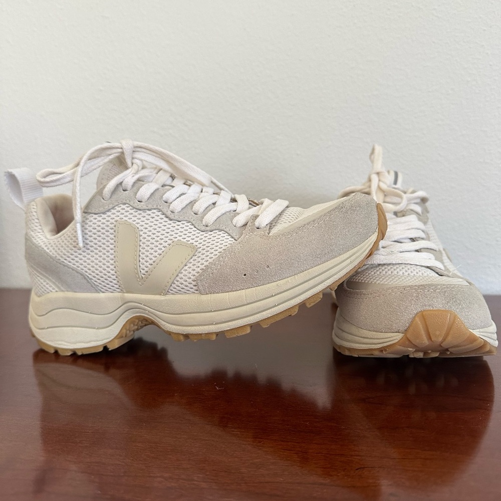 Veja Venturi Sneaker